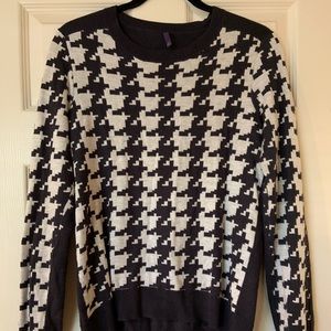 NYDJ patterned sweater - Size S - Worn once